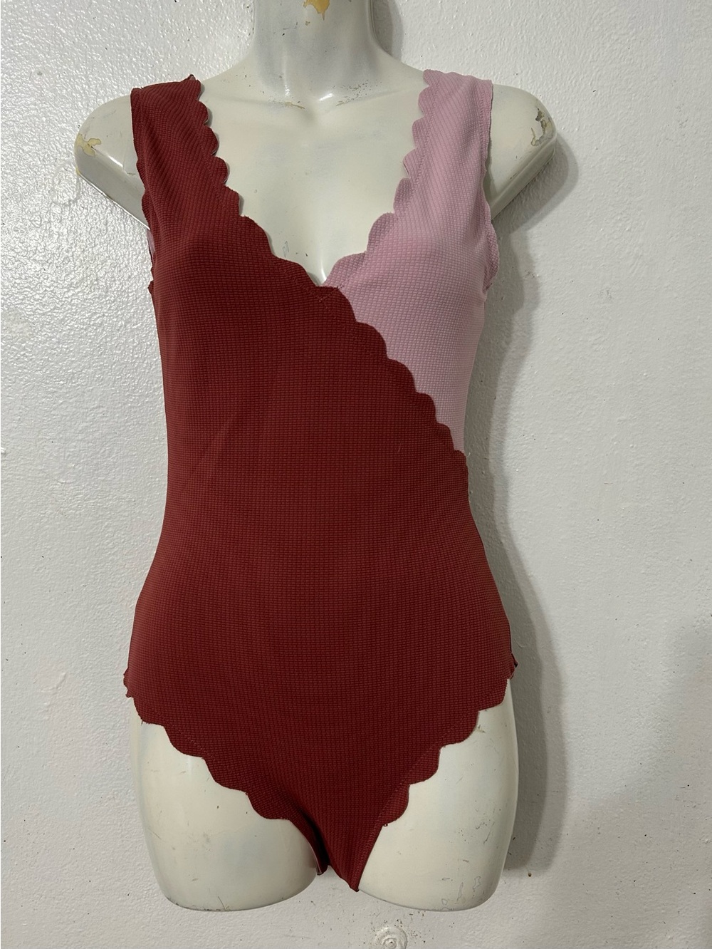 Marysia Swim Two-Tone Scalloped One-Piece - Pink & Burgundy